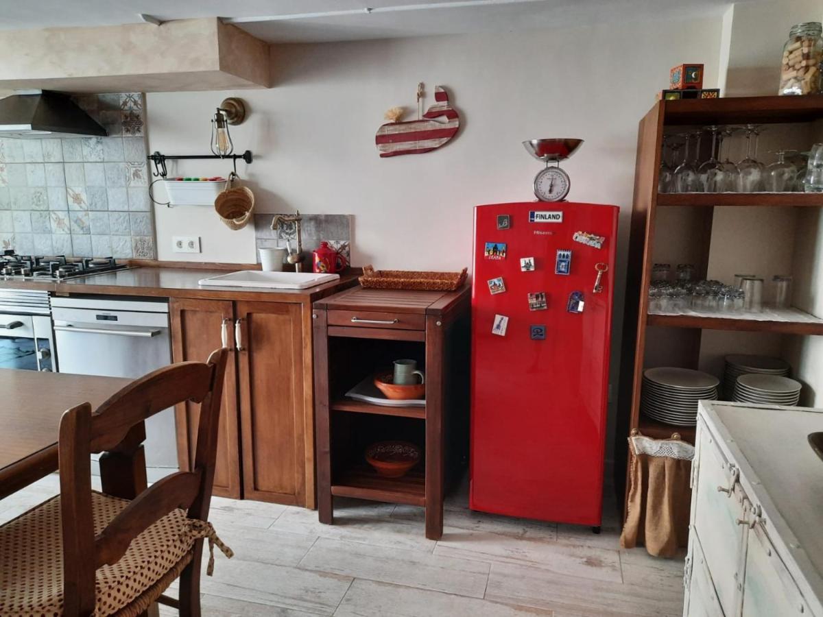Un Apartamento Vacacional Con Detalles De Un Hogar Mairena del Aljarafe Dış mekan fotoğraf